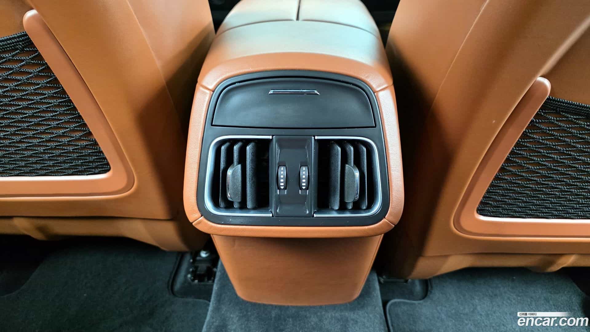 Levante Maserati 2020.11-OPTION-041