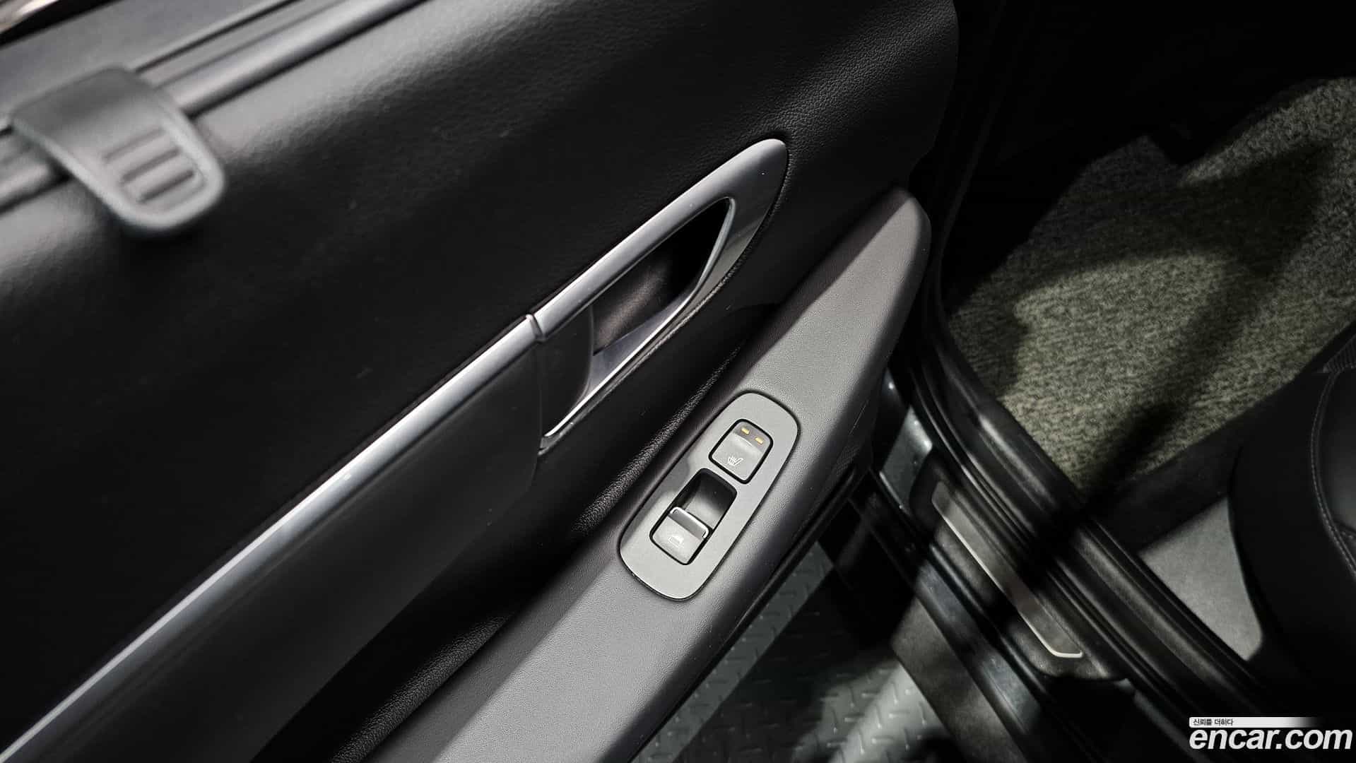 Sonata Hyundai 2019.6-OPTION-043