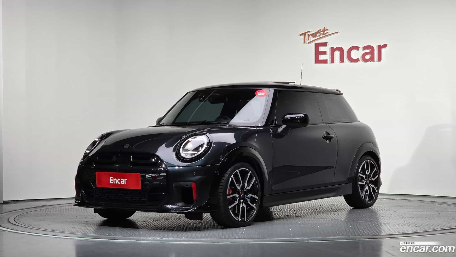 Cooper Mini 2025.4-OUTER-001