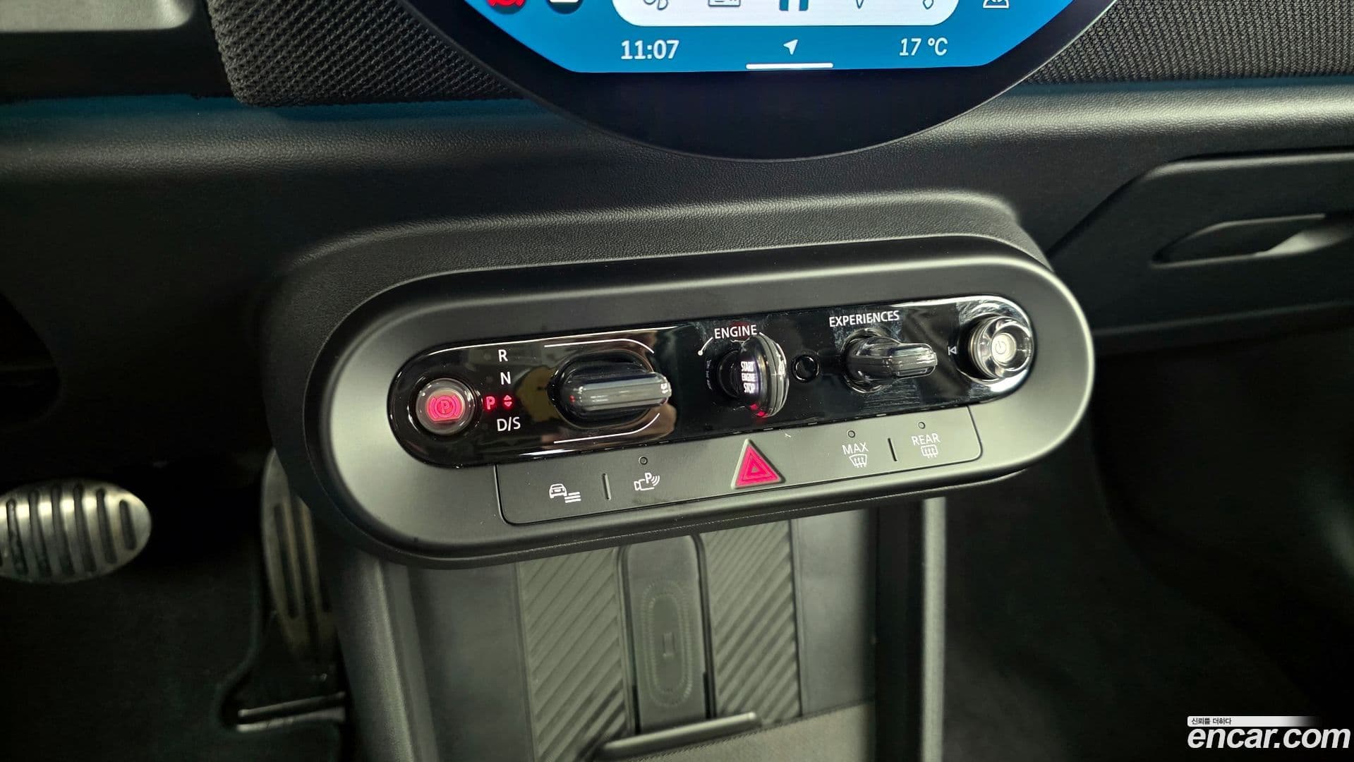 Main__Slider__Photo:Cooper Mini 2025.4-8