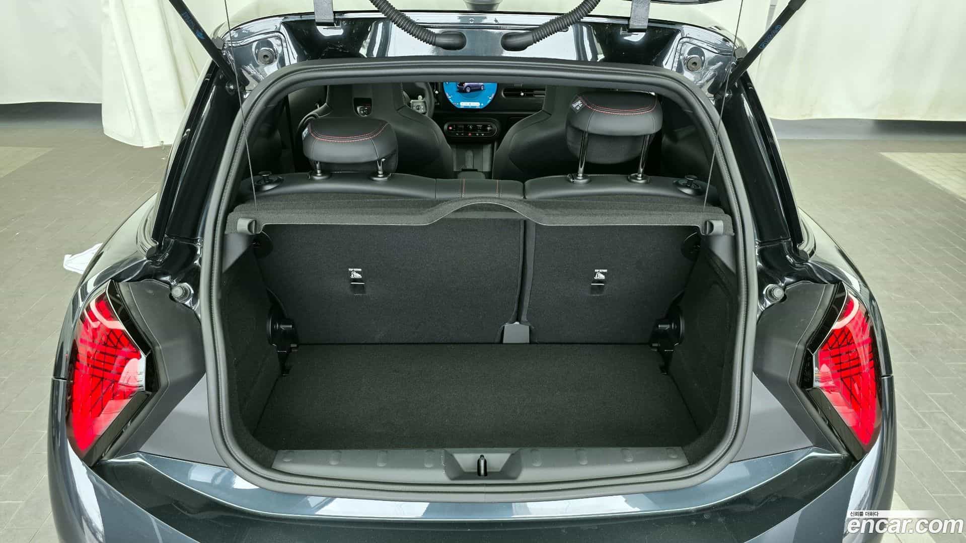 Cooper Mini 2025.4-OPTION-024