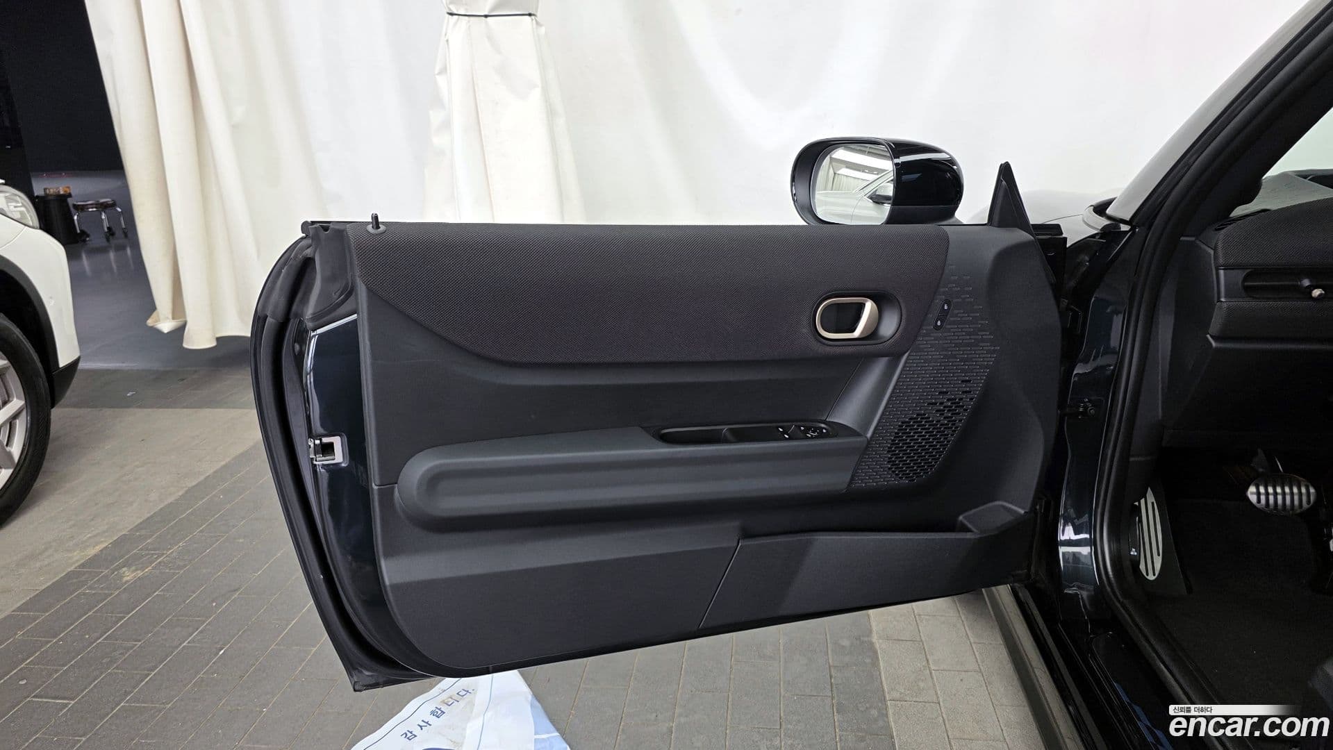 Main__Slider__Photo:Cooper Mini 2025.4-23