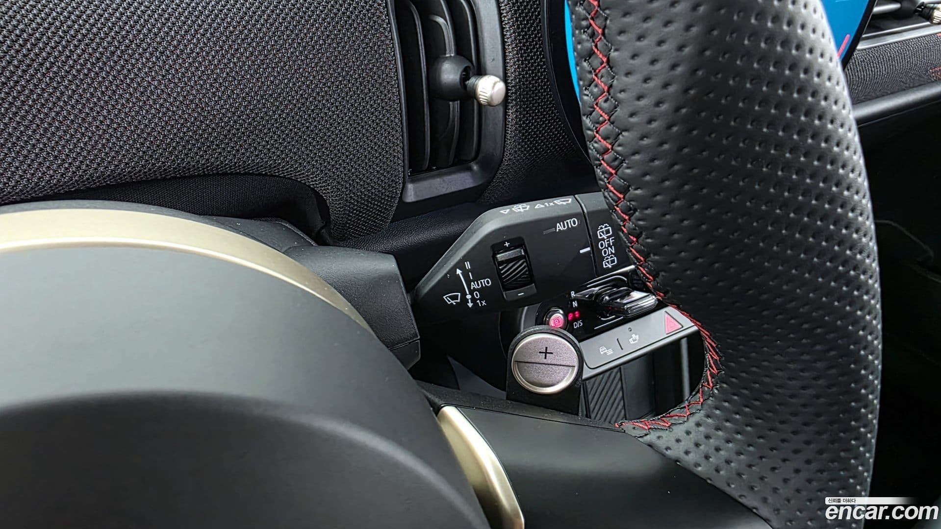 Main__Slider__Photo:Cooper Mini 2025.4-26