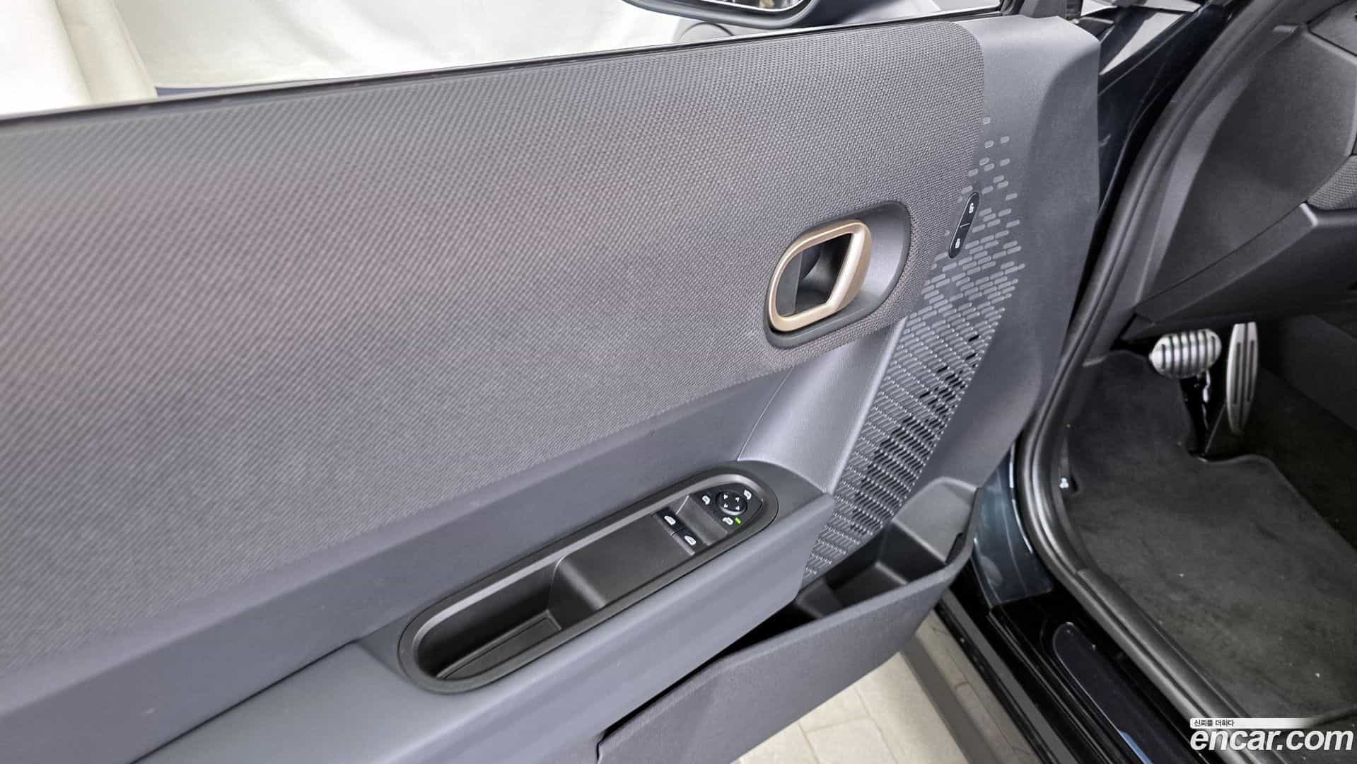 Cooper Mini 2025.4-OPTION-042