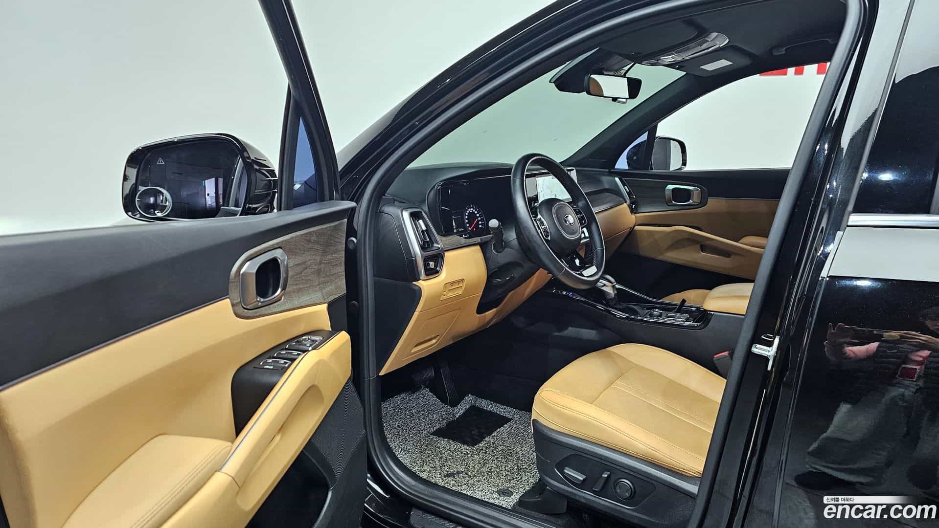 Sorento Kia 2021.2-INNER-010