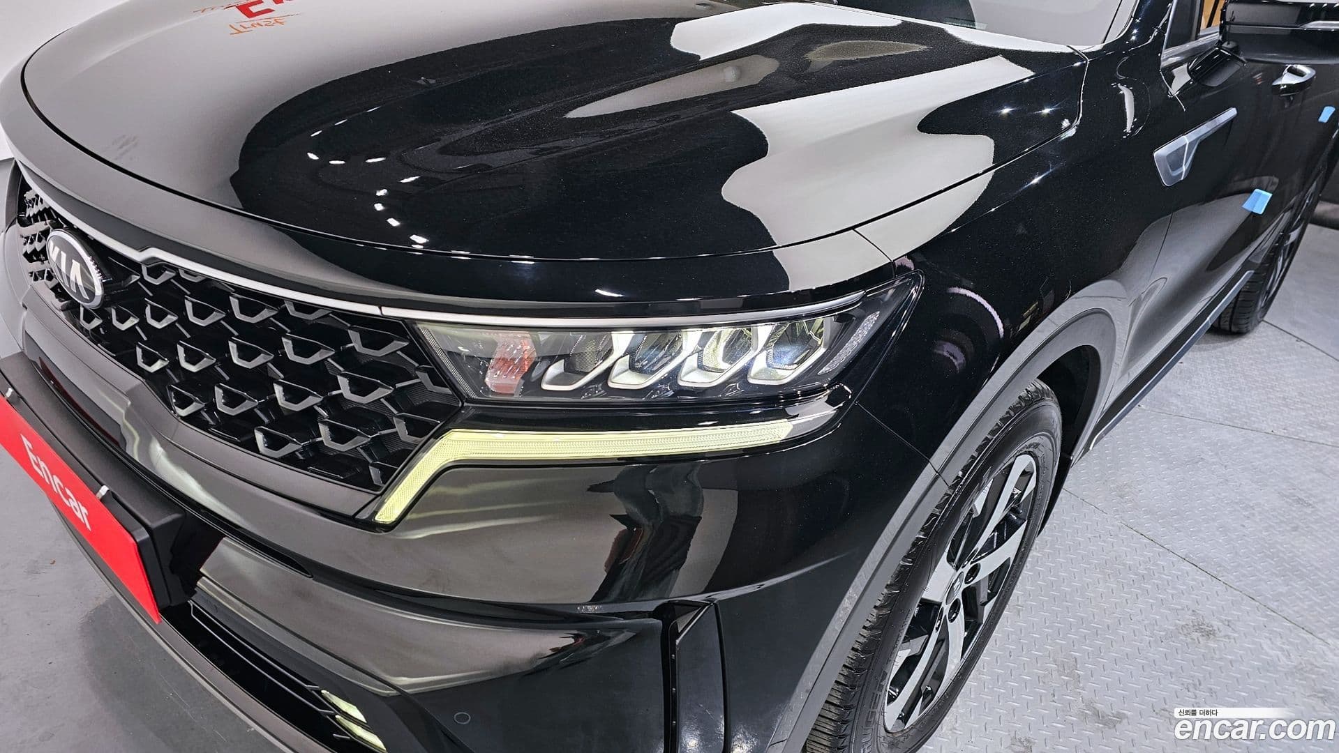Main__Slider__Photo:Sorento Kia 2021.2-21