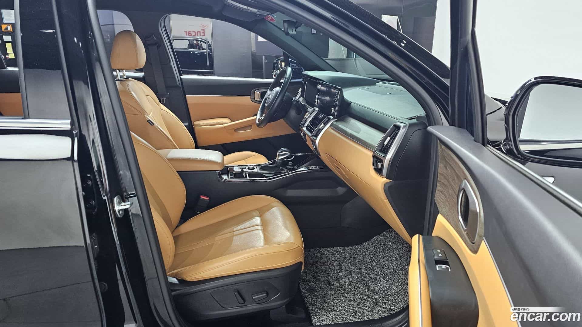 Sorento Kia 2021.2-INNER-036