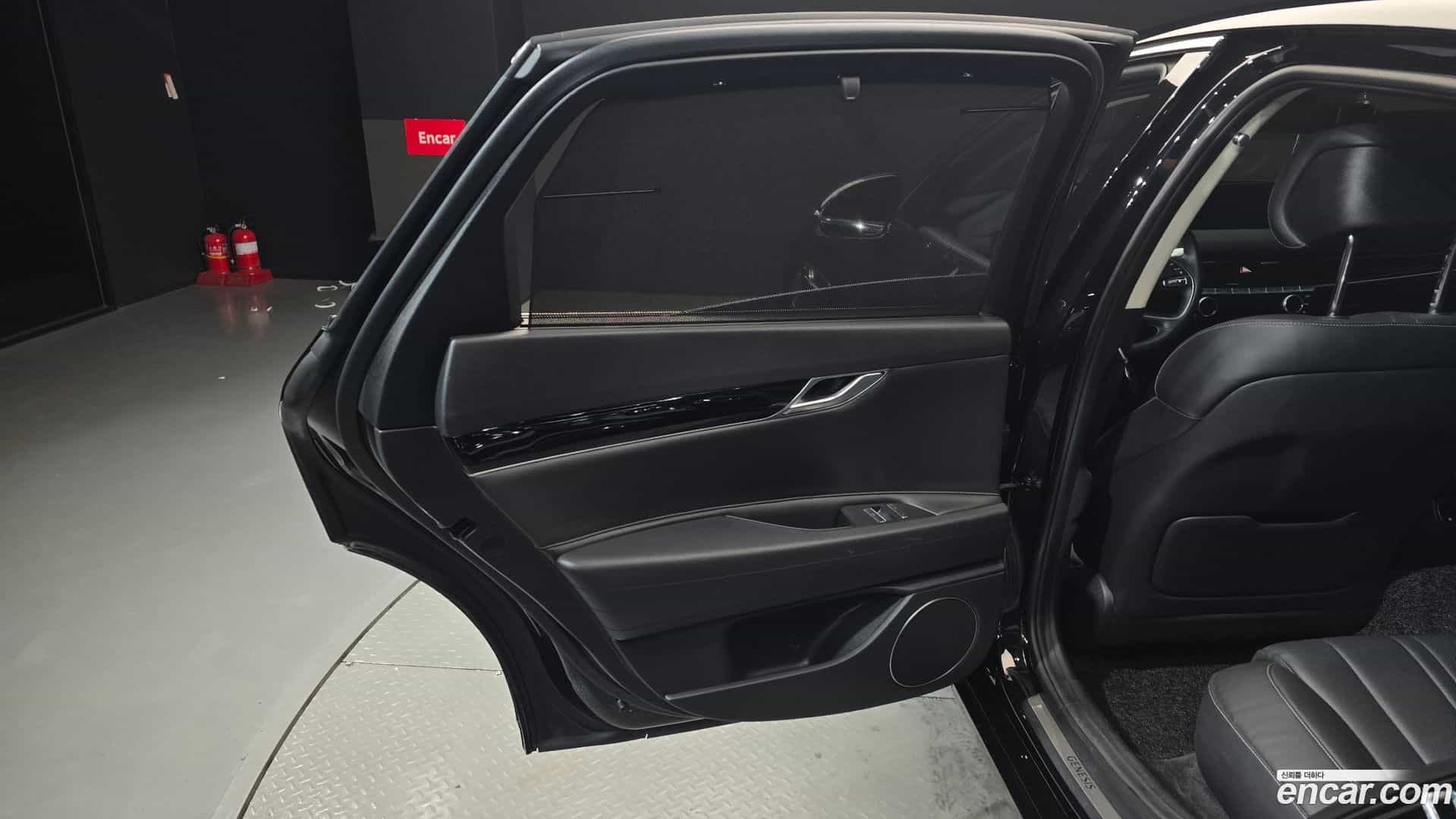 G80 Genesis 2020.5-INNER-035