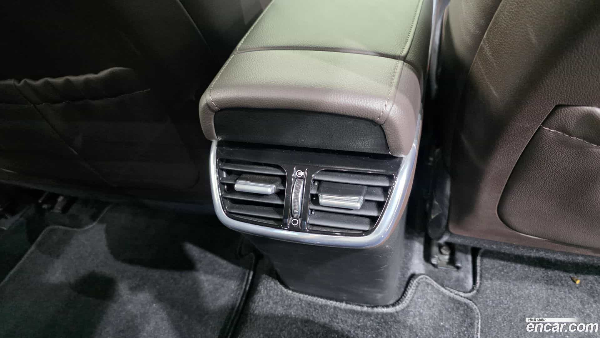 Grandeur Hyundai 2021.2-OPTION-048