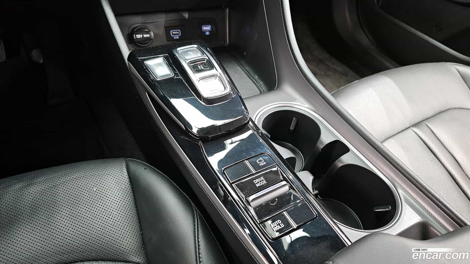 Sonata Hyundai 2022.2-INNER-009