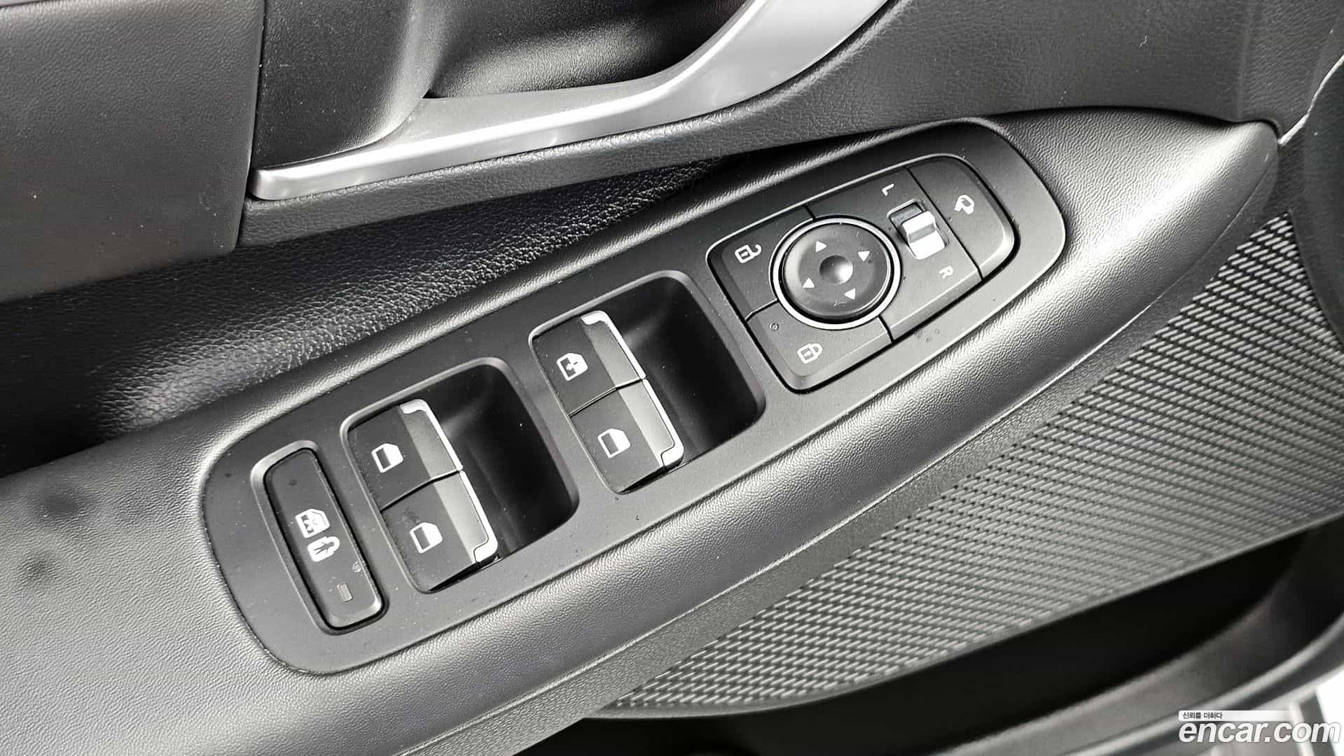 Sonata Hyundai 2022.2-OPTION-019