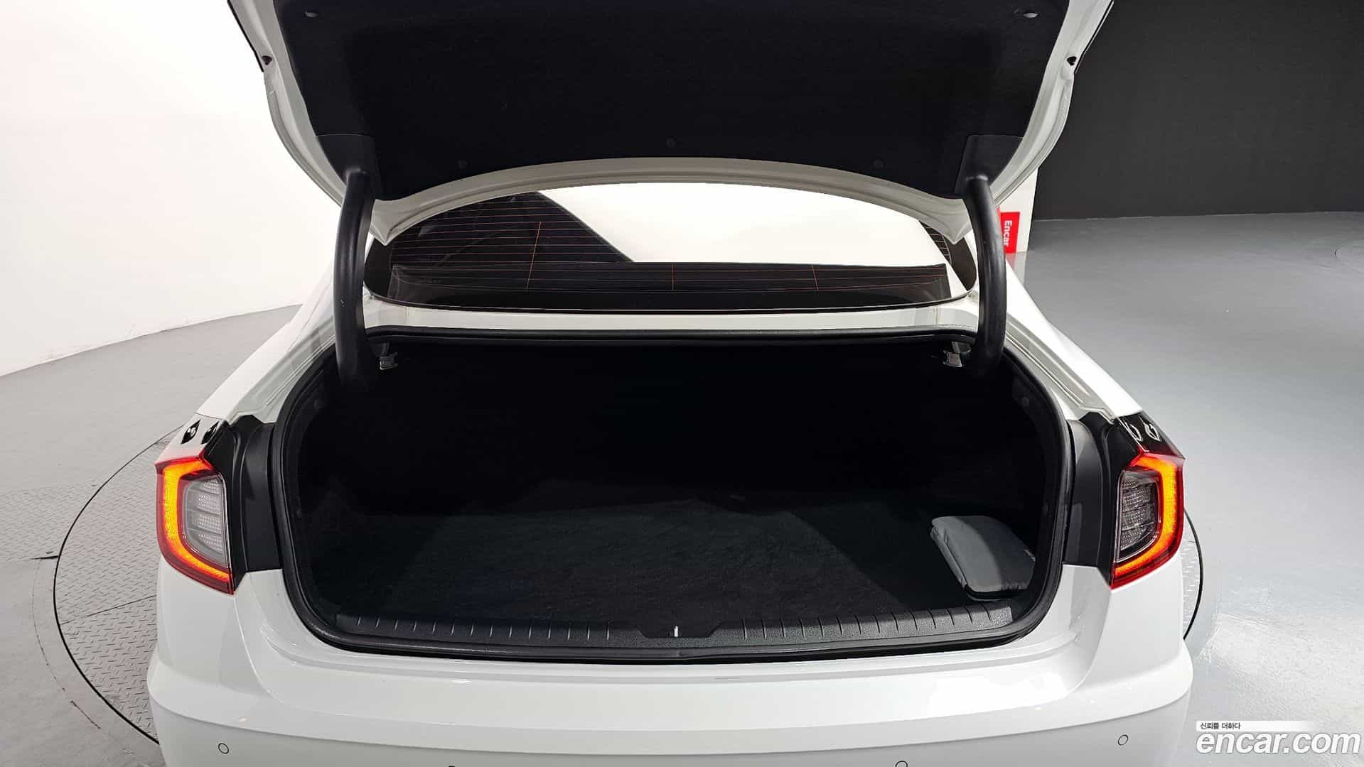 Sonata Hyundai 2022.2-OPTION-022