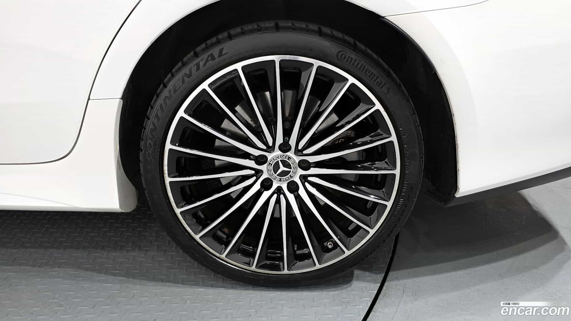 CLS-Class Mercedes-Benz 2022.2-OUTER-005