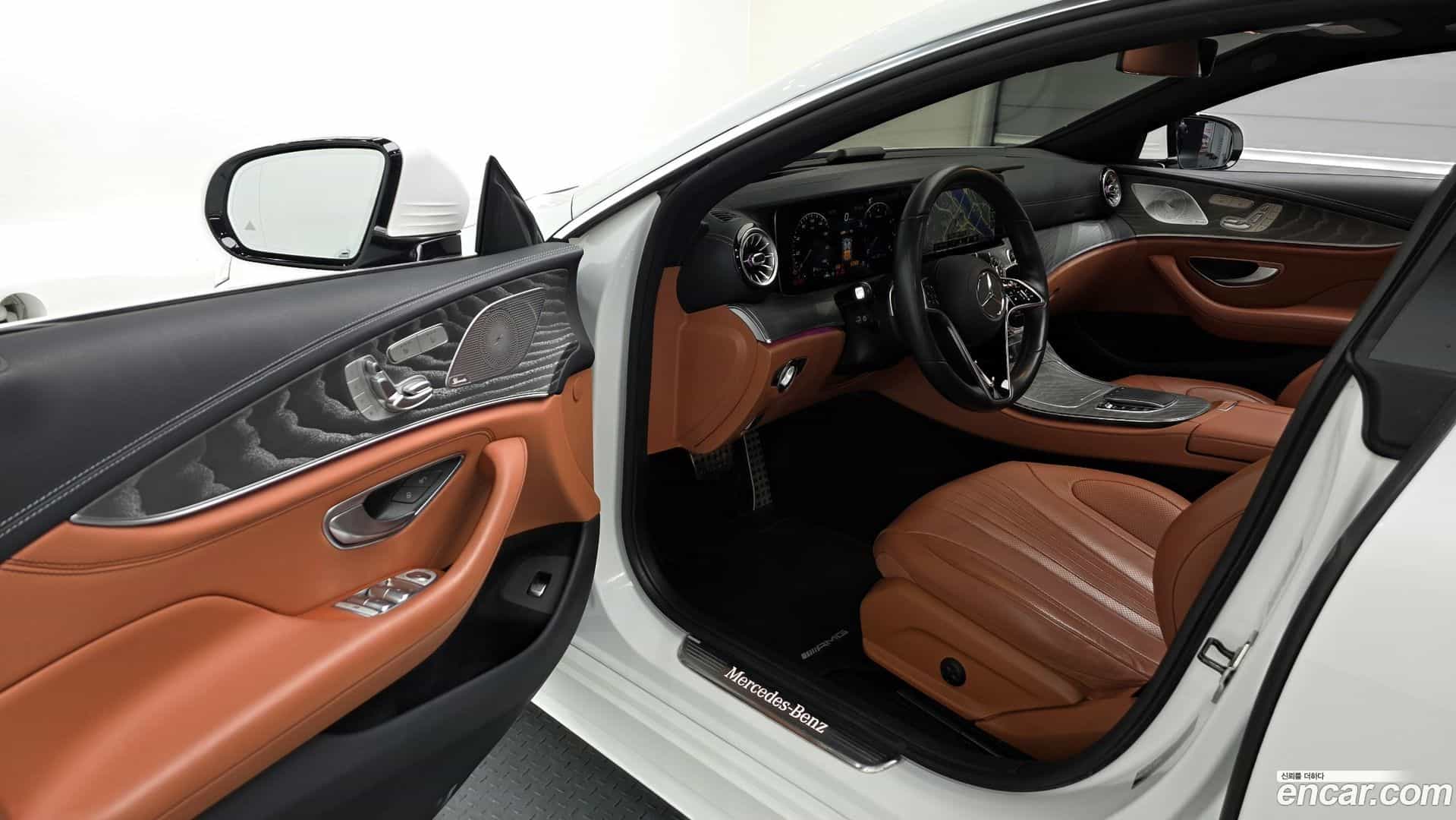 CLS-Class Mercedes-Benz 2022.2-INNER-010