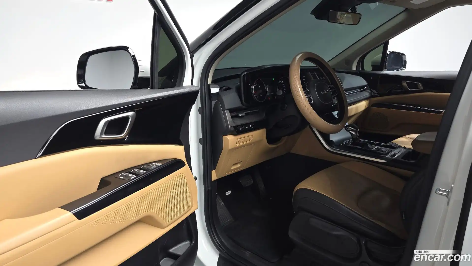 Canival Kia 2023.9-OPTION-015