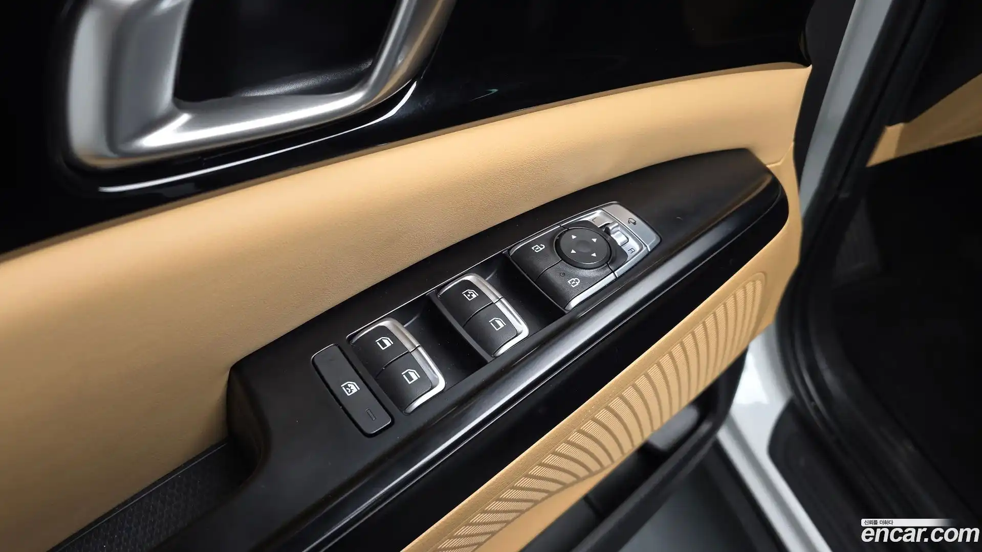Canival Kia 2023.9-OPTION-040