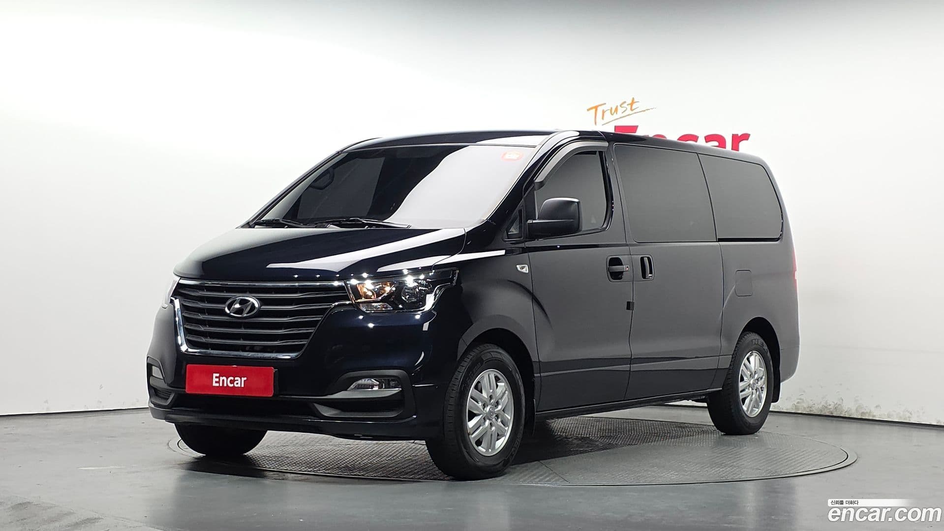 Main__Slider__Photo:Starex Hyundai 2019.6-0