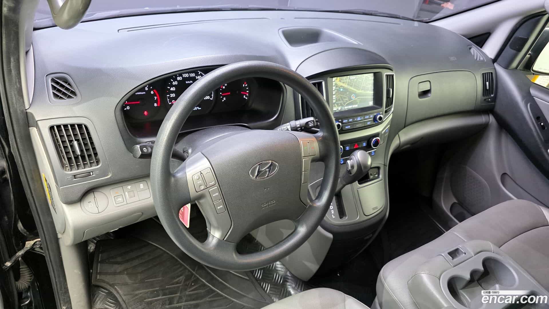 Starex Hyundai 2017.8-INNER-007