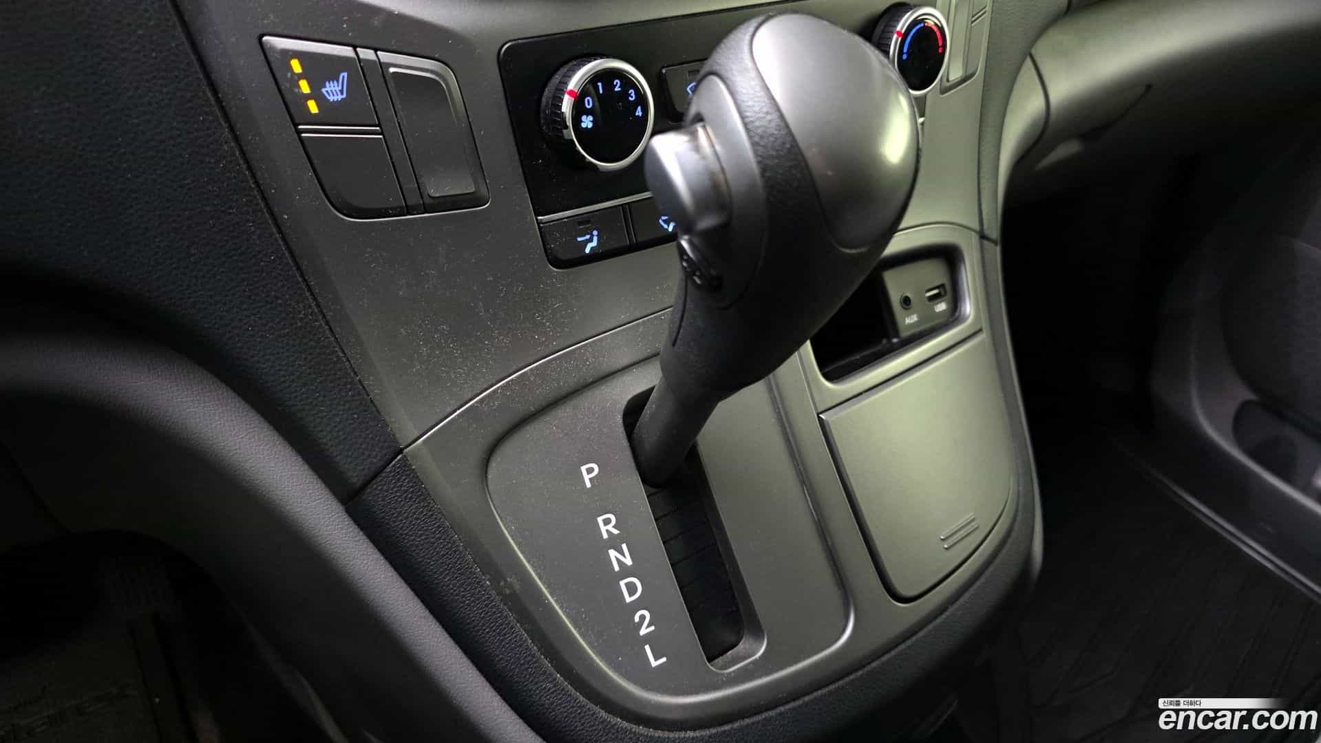 Starex Hyundai 2017.8-INNER-009