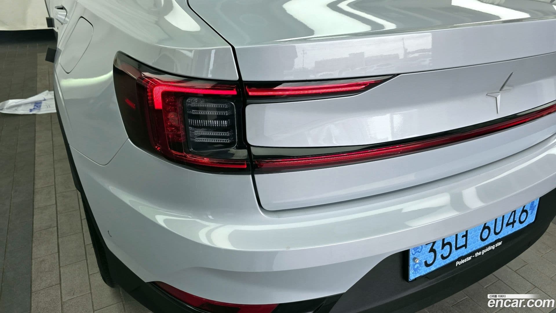 Main__Slider__Photo:Polestar 2 Polestar 2022.3-22