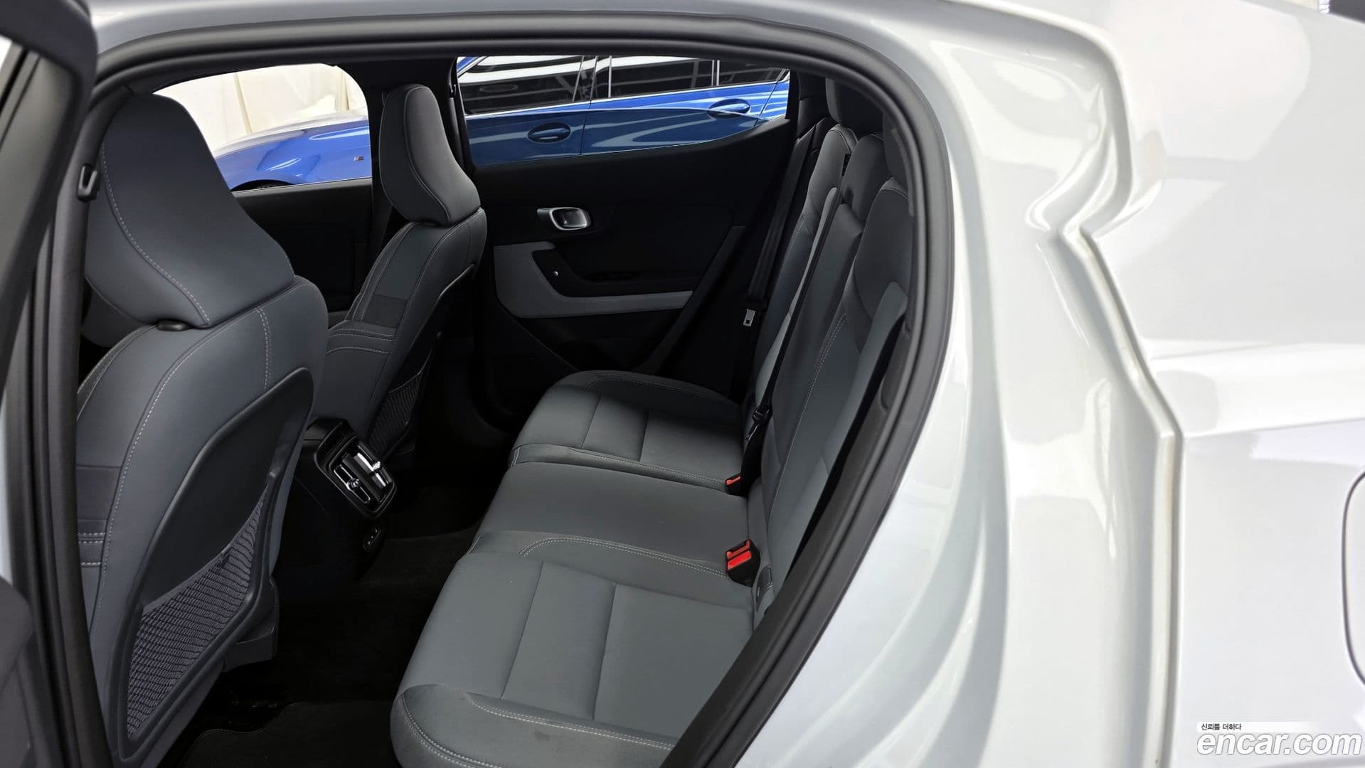 Main__Slider__Photo:Polestar 2 Polestar 2022.3-25