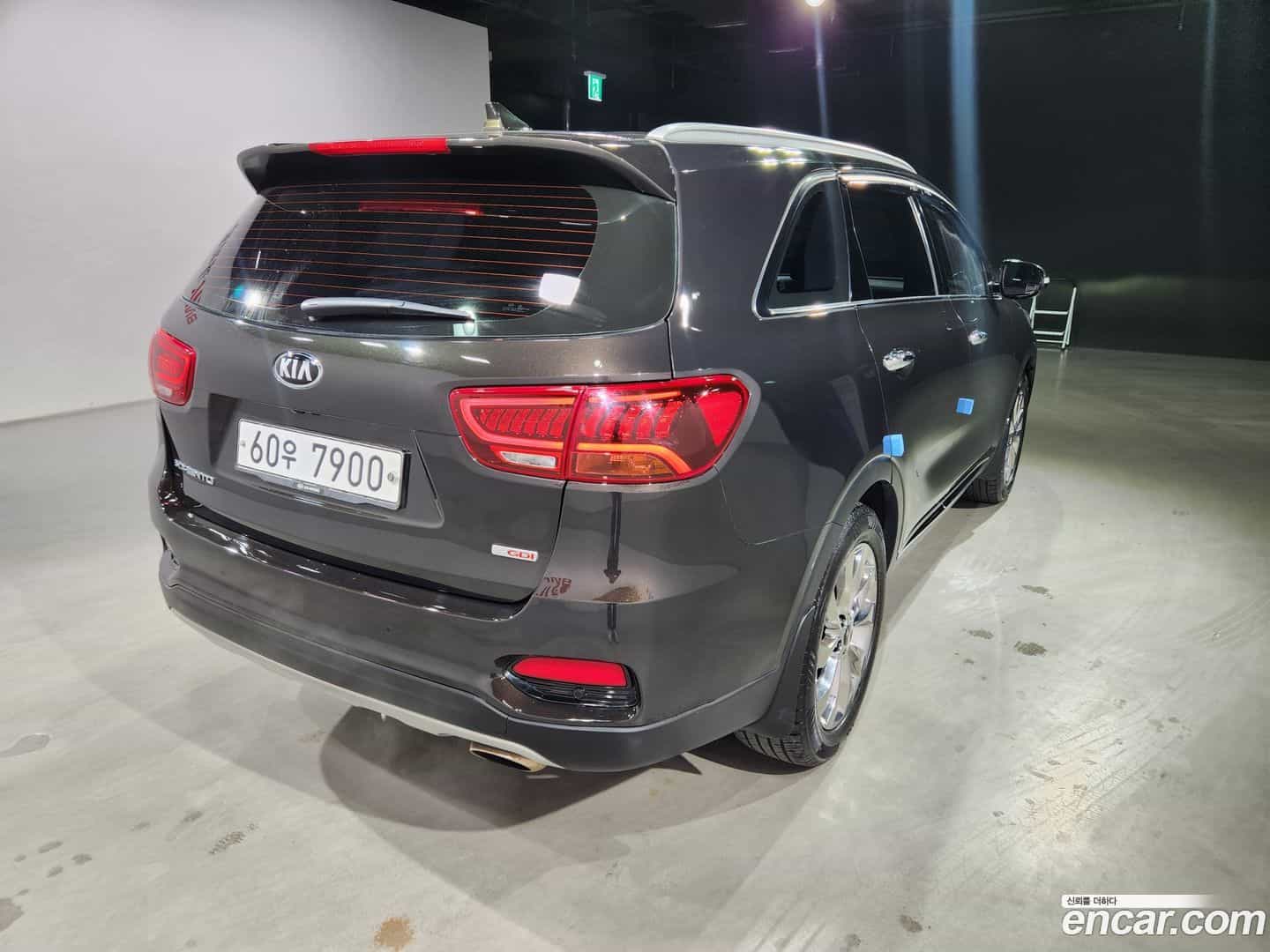 Sorento Kia 2018.9-OUTER-006