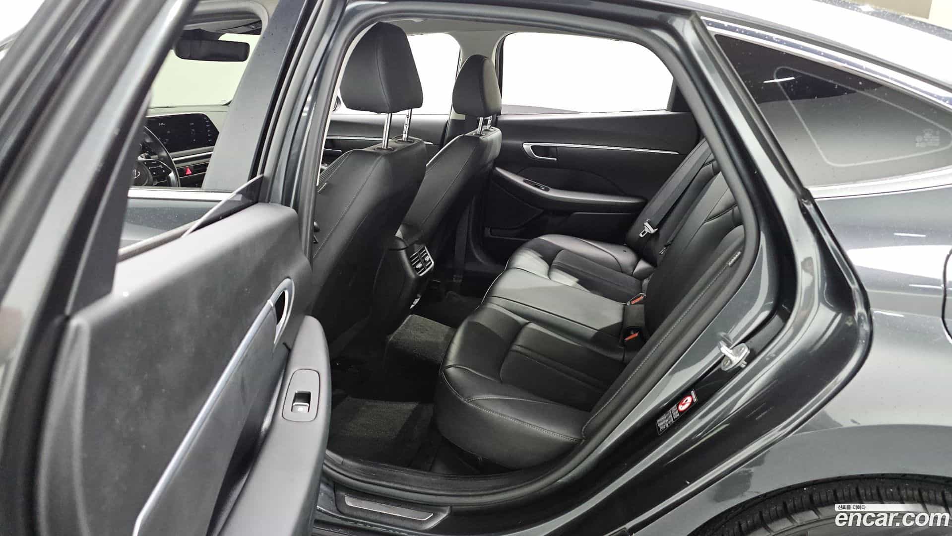 Sonata Hyundai 2019.6-OPTION-023