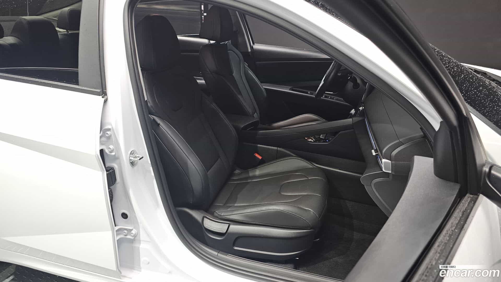 AVANTE Hyundai 2024.3-OPTION-015