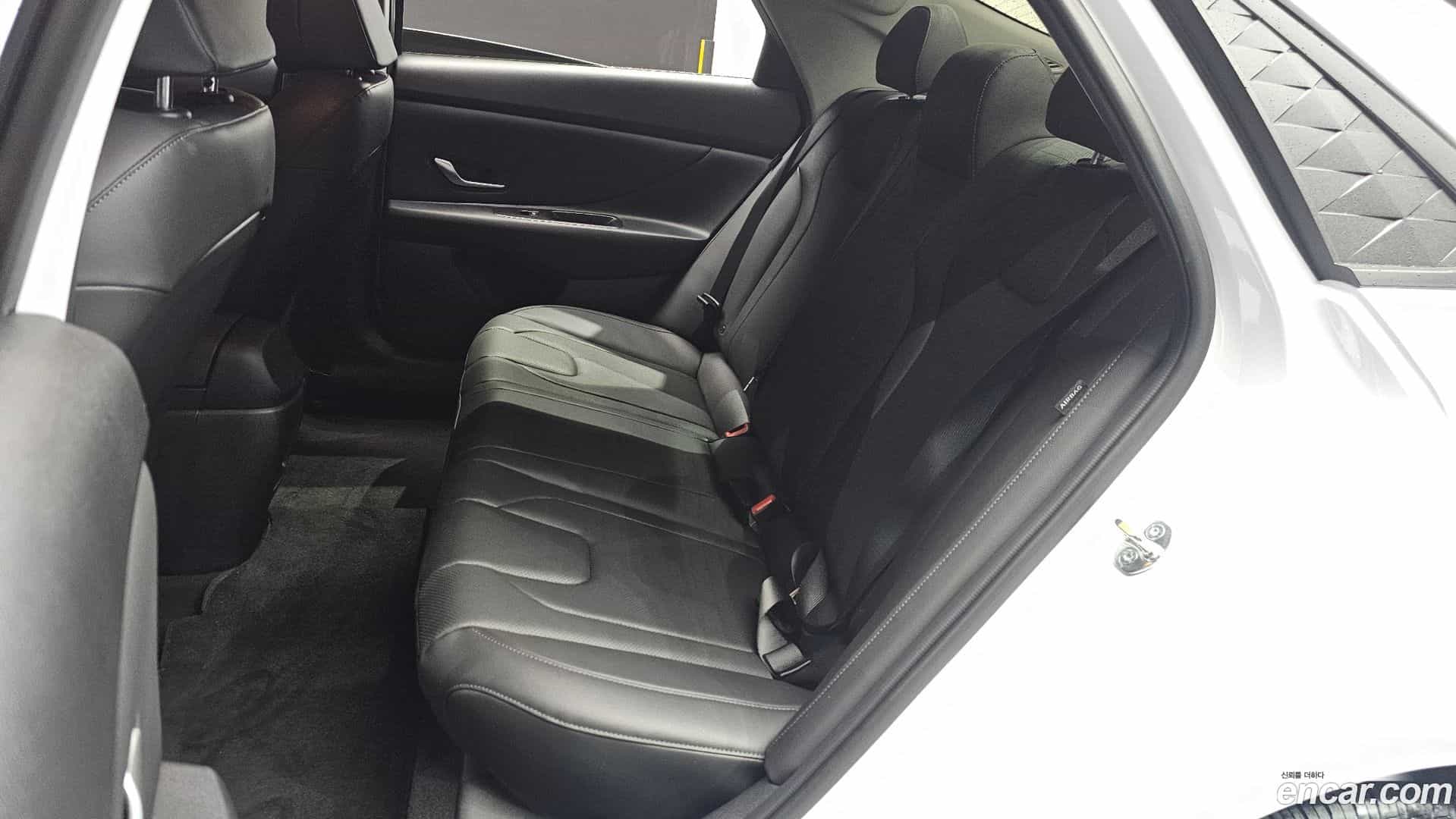 AVANTE Hyundai 2024.3-OPTION-016