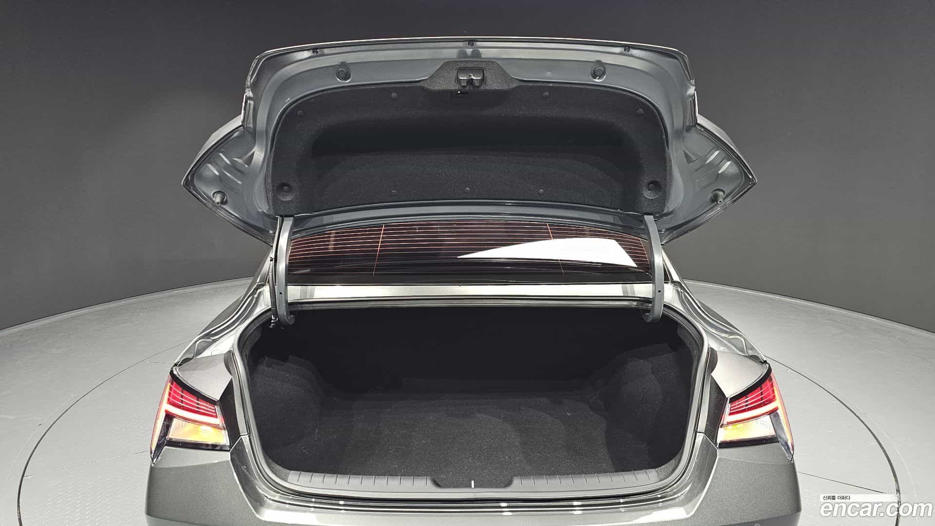 AVANTE Hyundai 2022.3-OPTION-024
