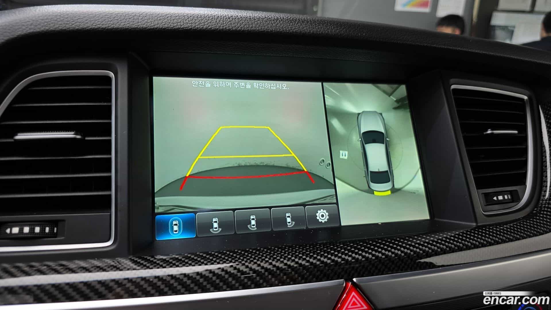 G80 Genesis 2018.1-OPTION-021