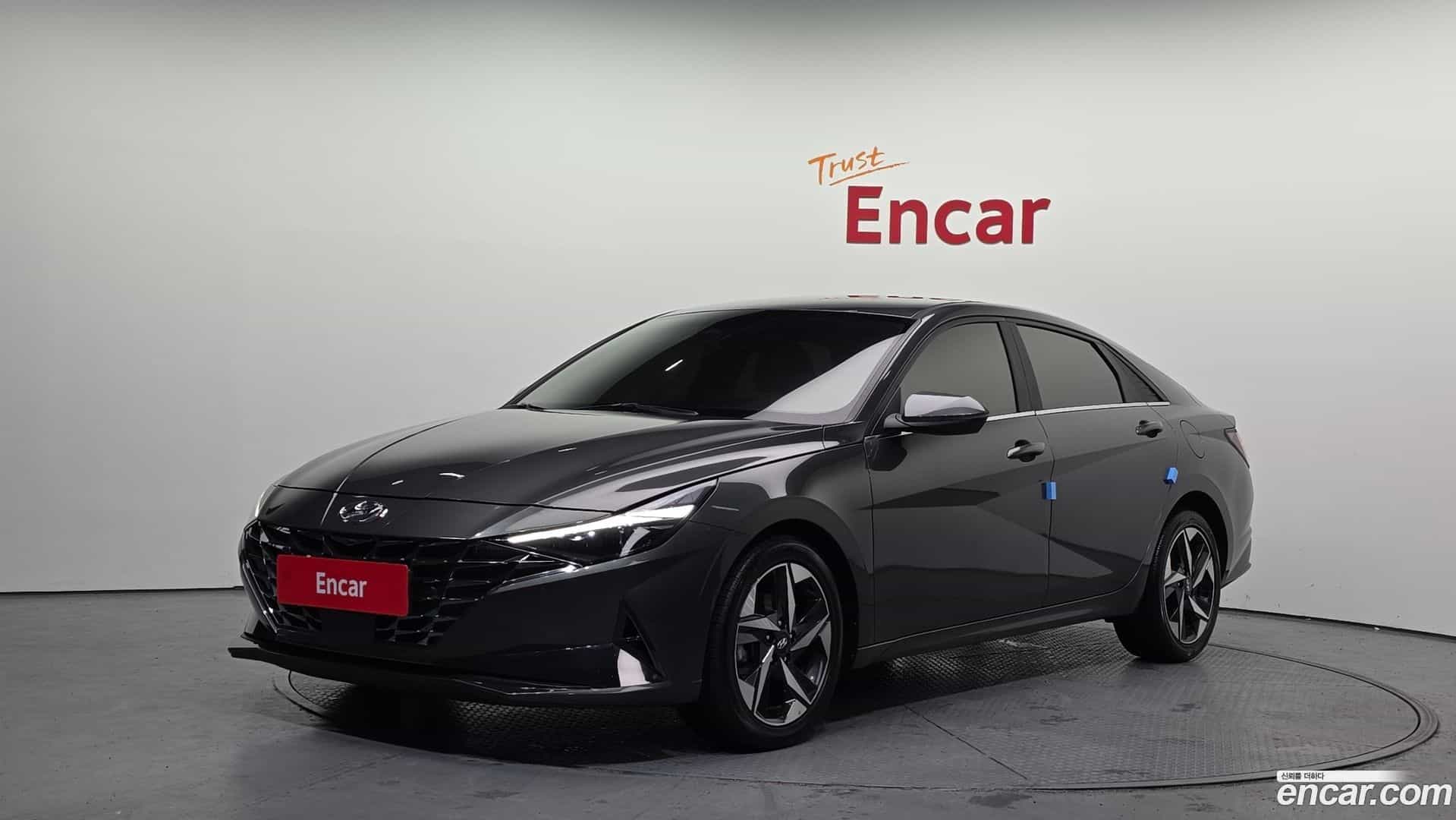 AVANTE Hyundai 2020.6-OUTER-001