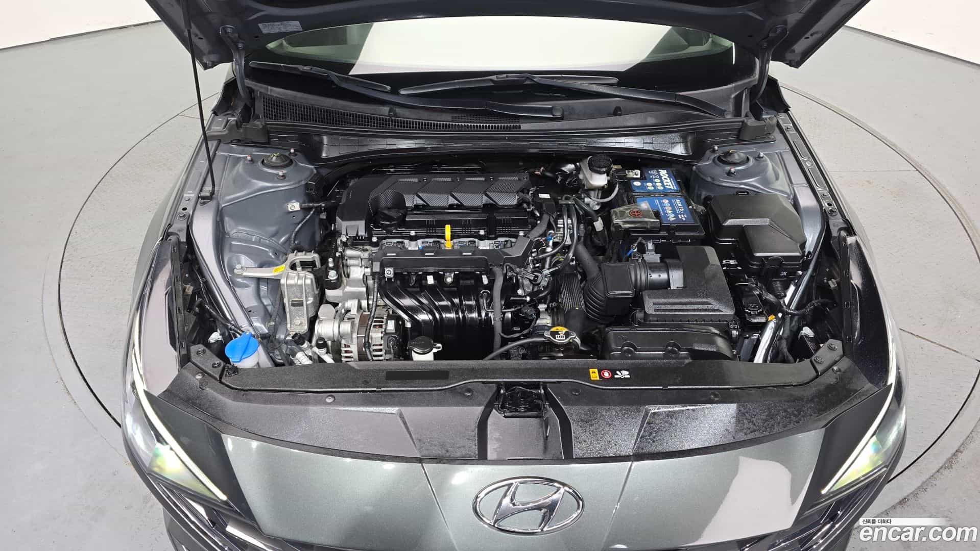 AVANTE Hyundai 2020.6-OUTER-006