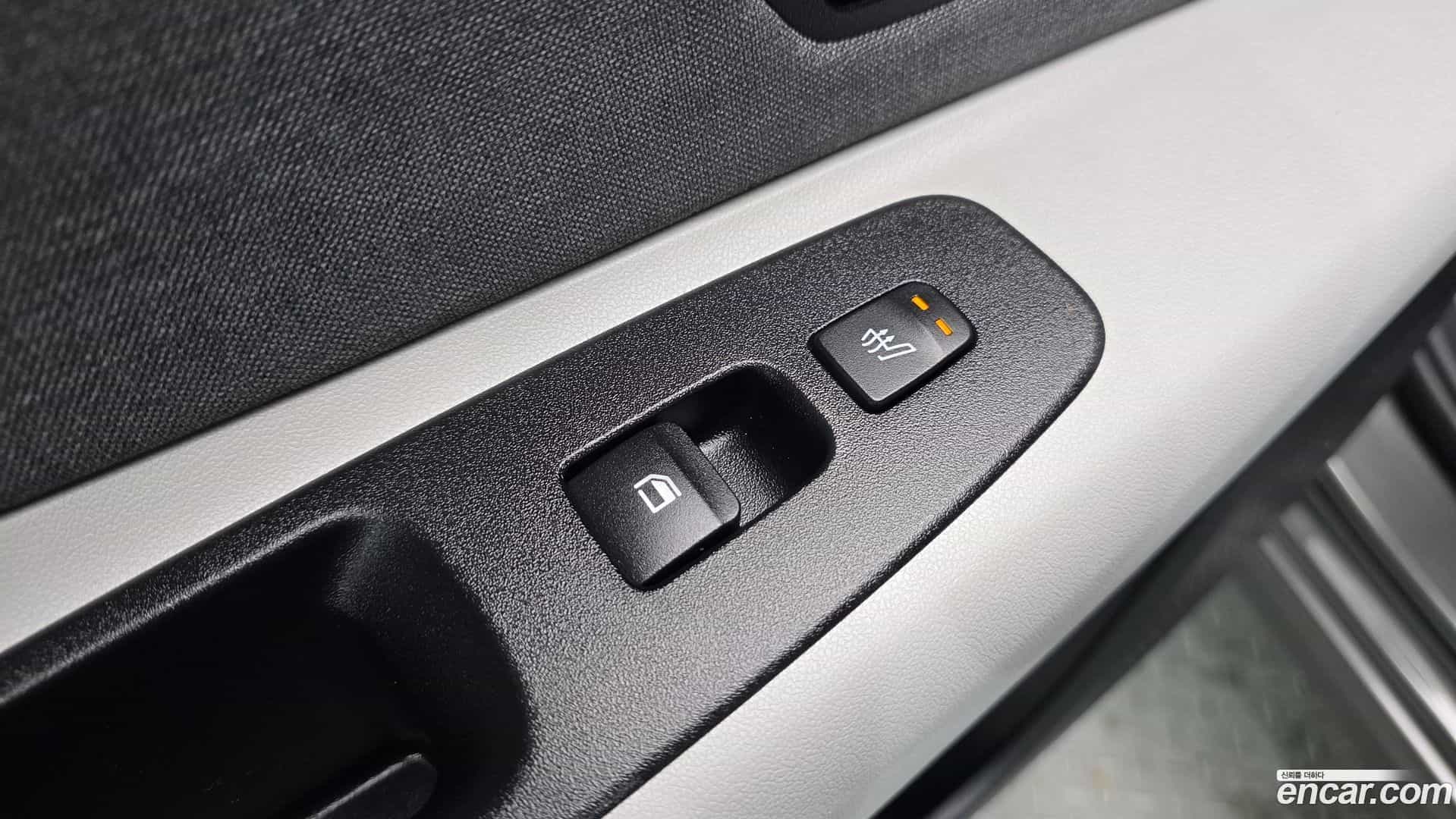 AVANTE Hyundai 2020.6-OPTION-023