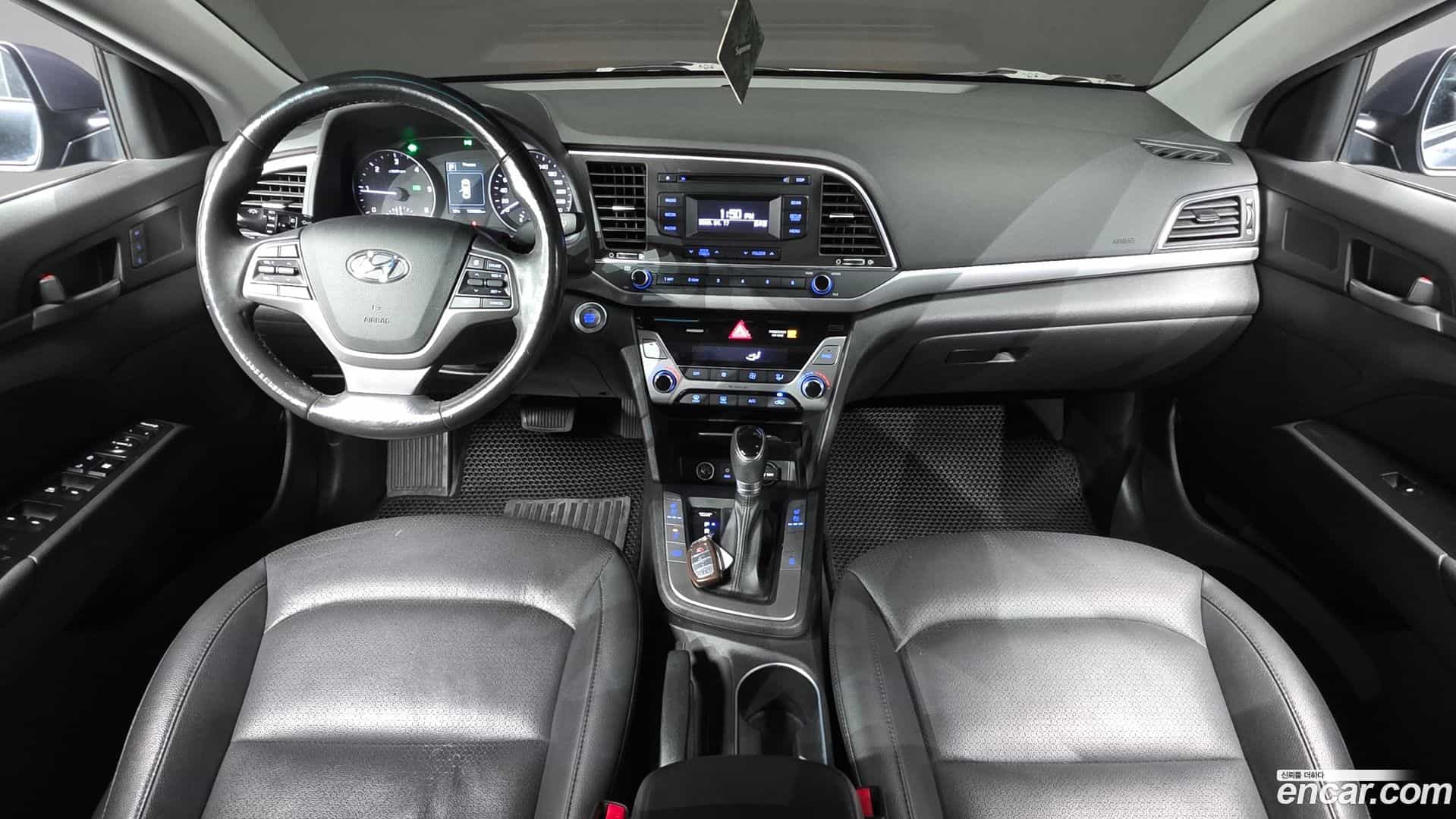 AVANTE Hyundai 2017.6-INNER-007