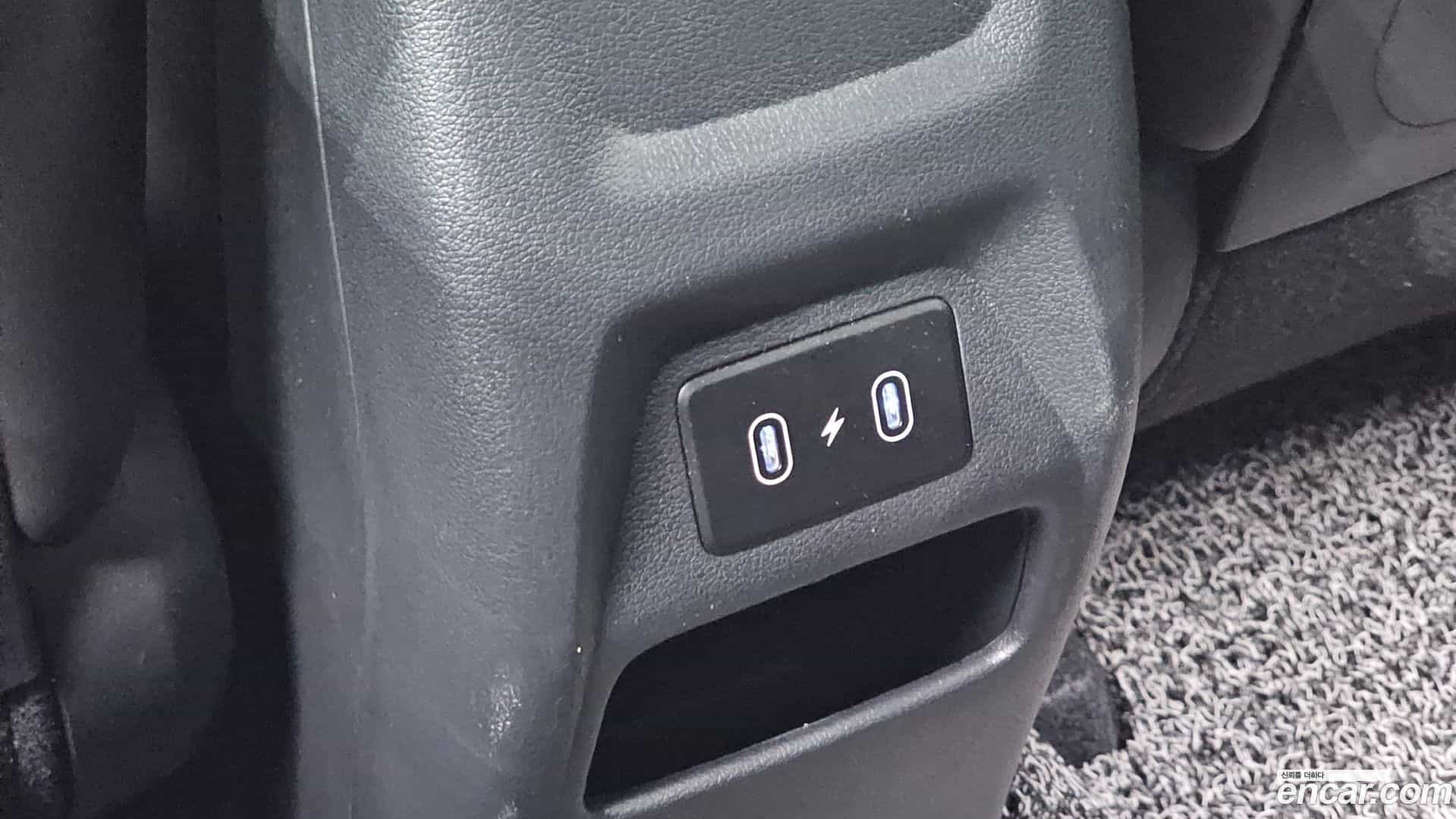 Venue Hyundai 2023.9-OPTION-040