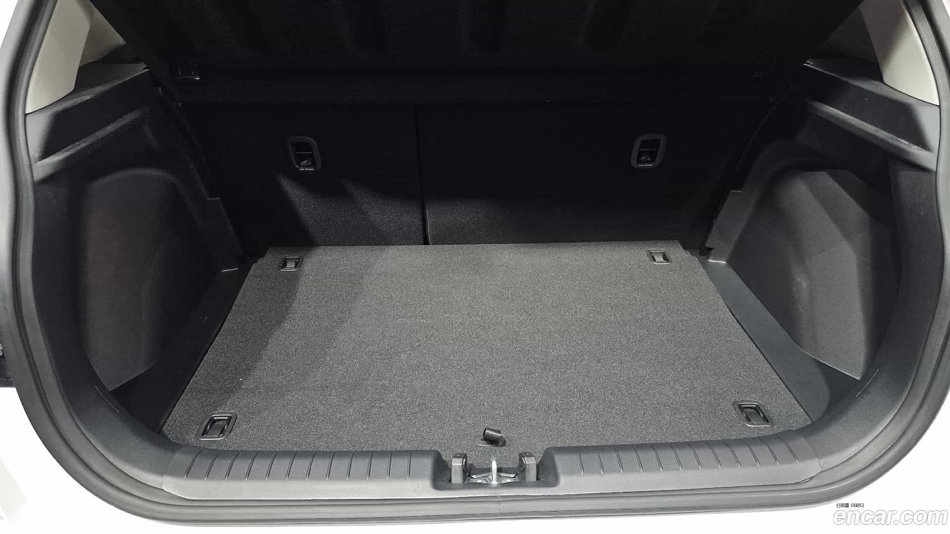 Venue Hyundai 2023.9-OPTION-041