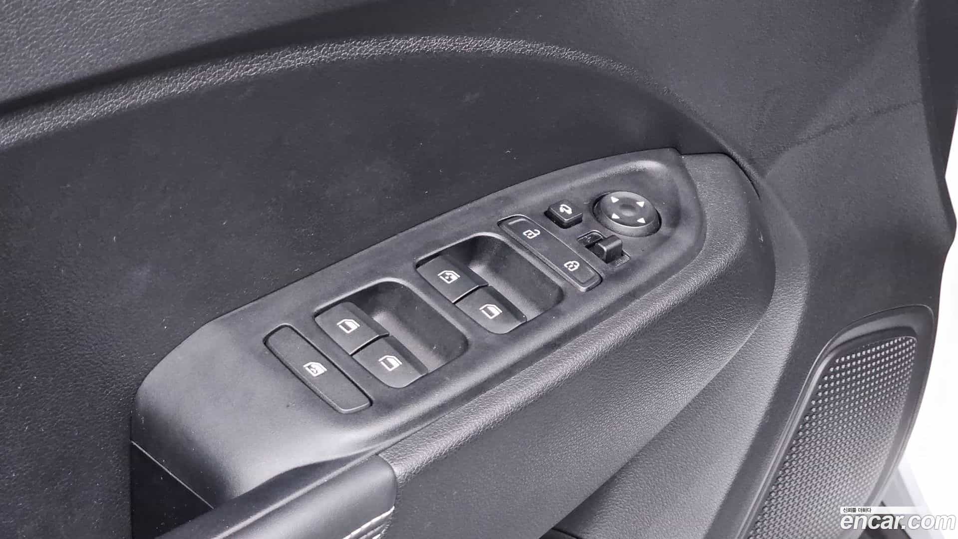 Venue Hyundai 2023.9-OPTION-043
