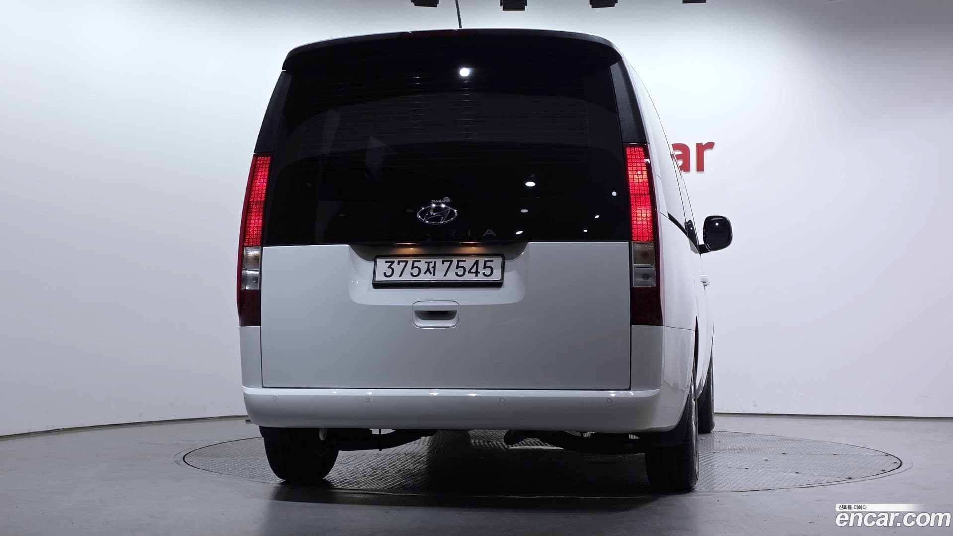 Main__Slider__Photo:Staria Hyundai 2023.1-3
