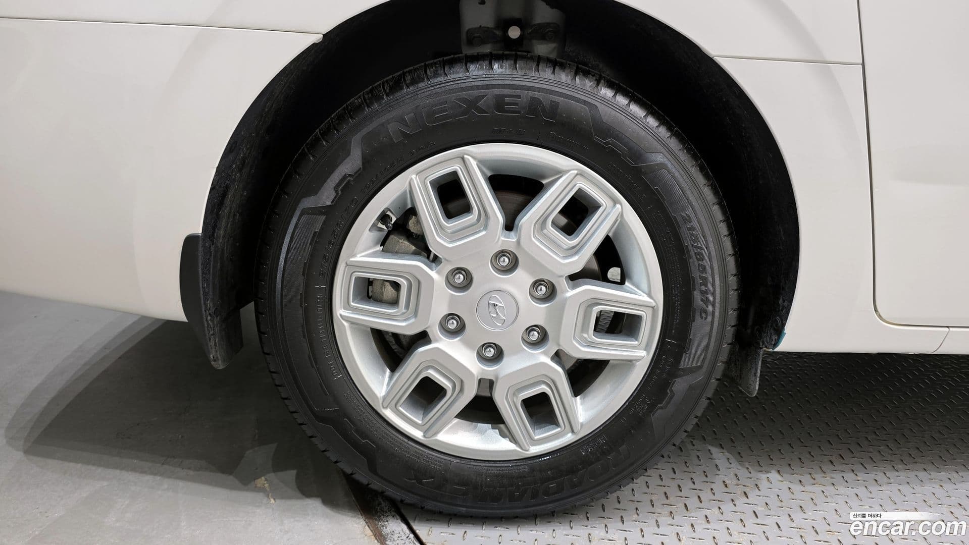 Main__Slider__Photo:Staria Hyundai 2023.1-4
