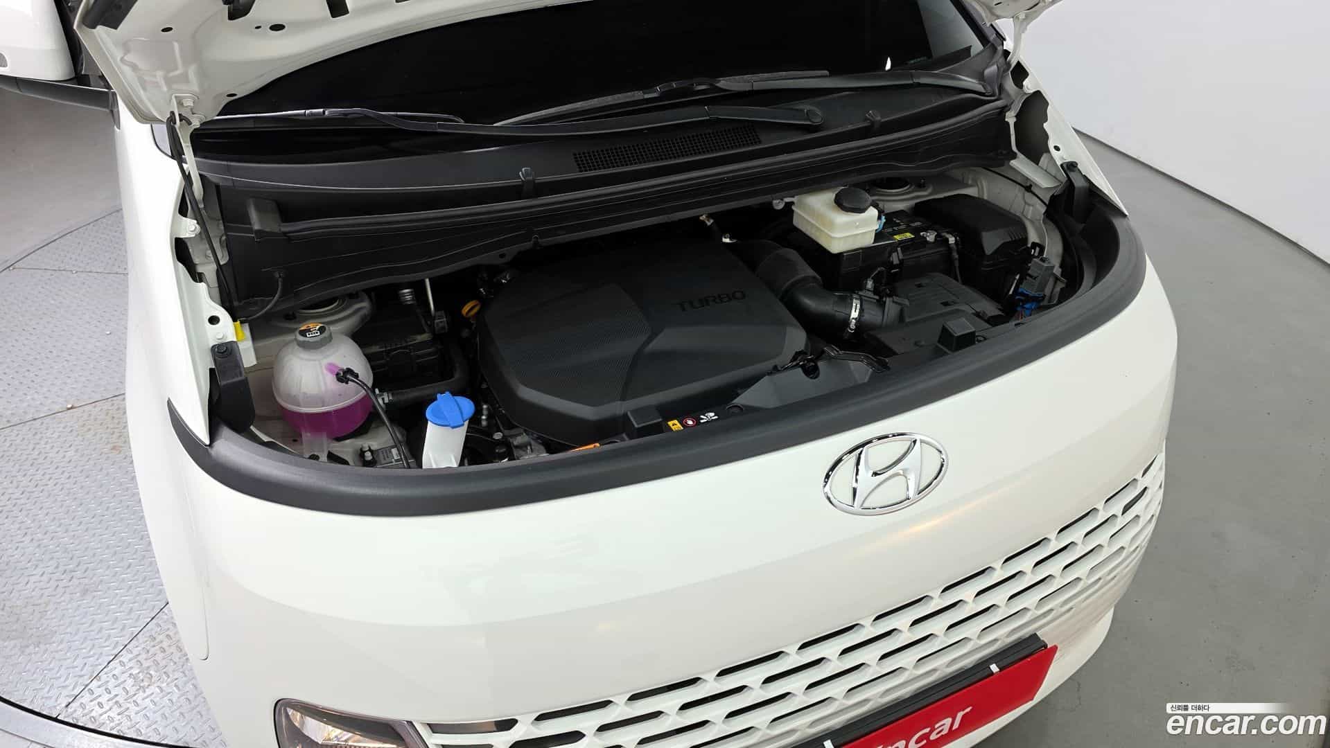 Staria Hyundai 2023.1-OUTER-006