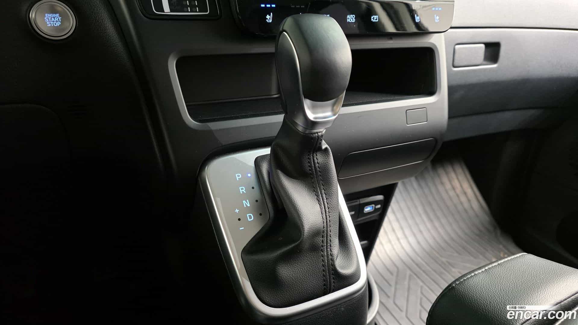 Staria Hyundai 2023.1-INNER-009