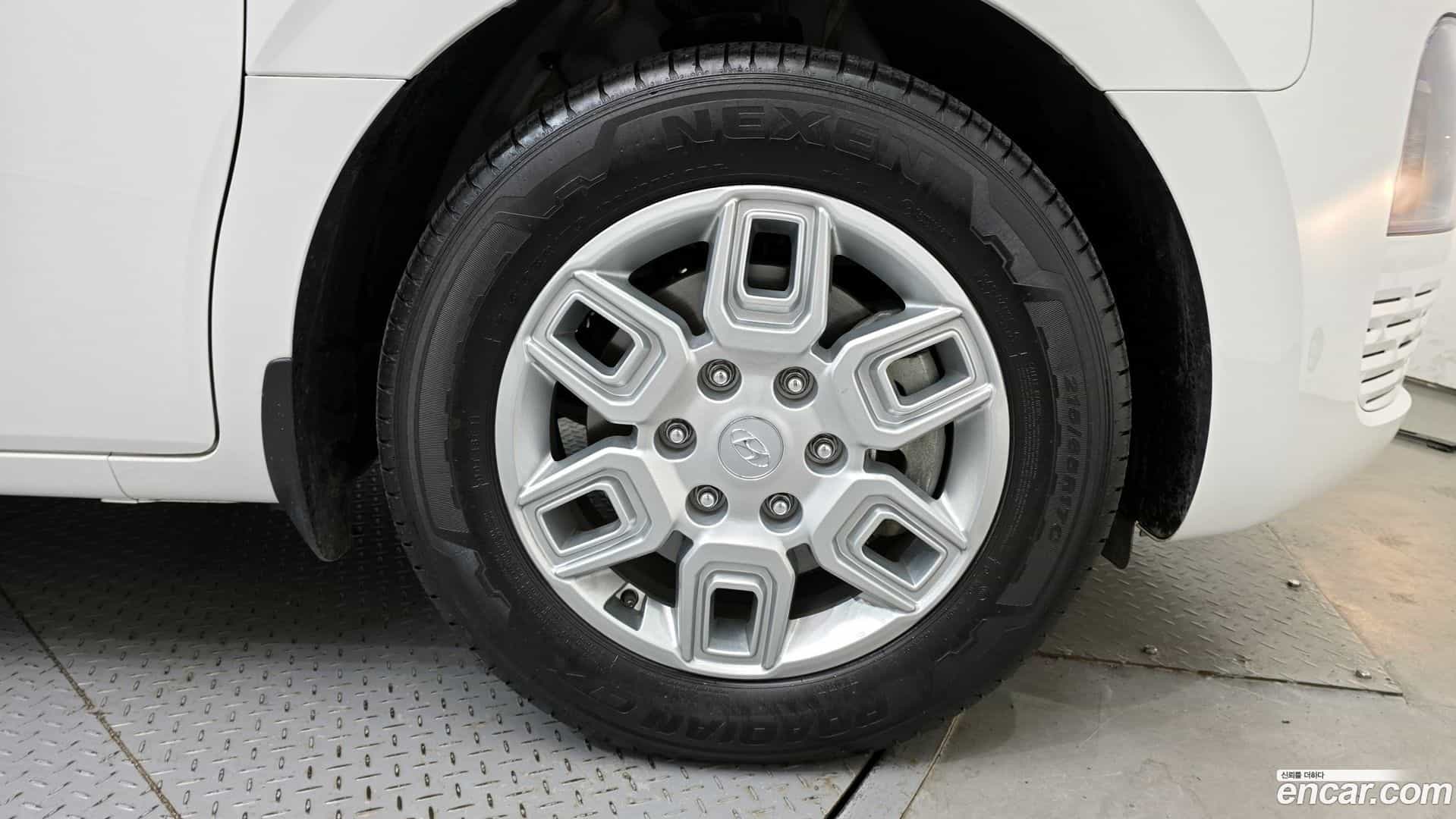 Staria Hyundai 2023.1-OUTER-031