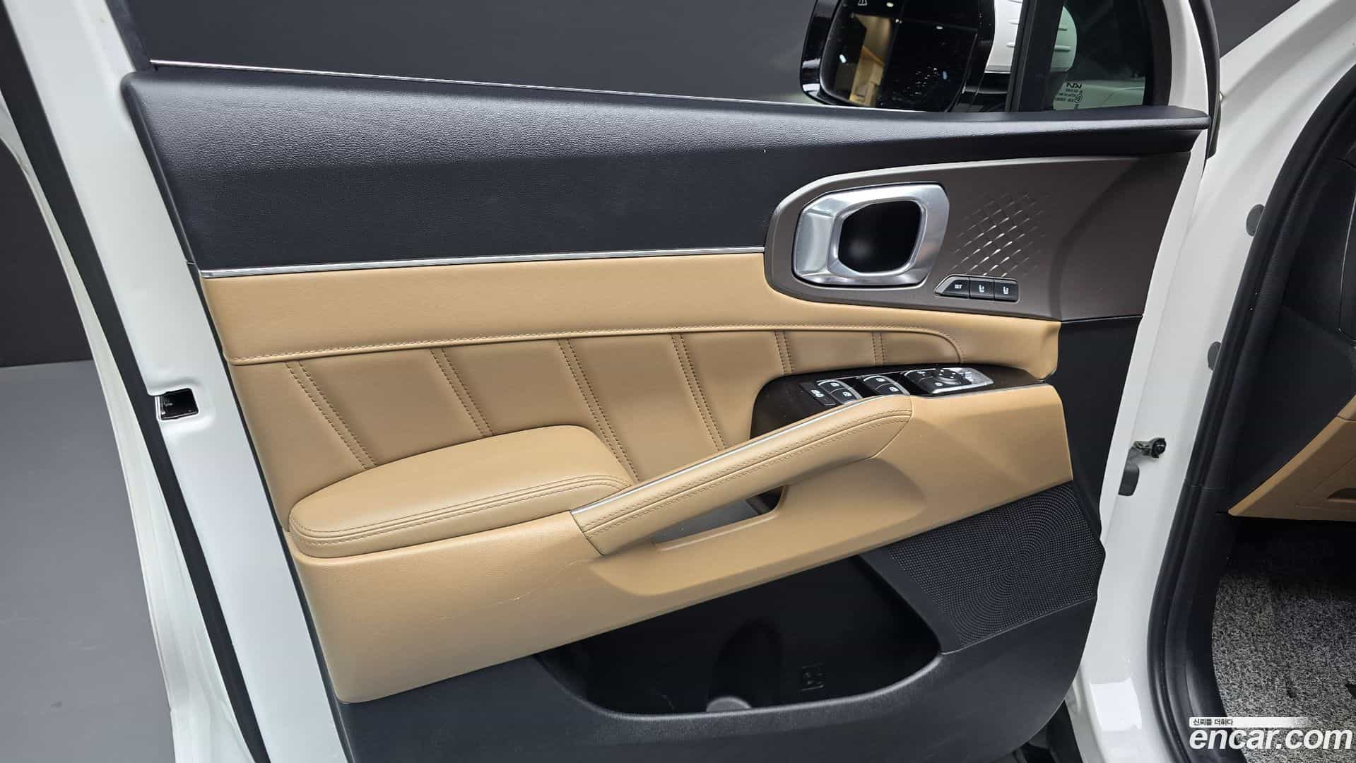 Sorento Kia 2023.9-INNER-034