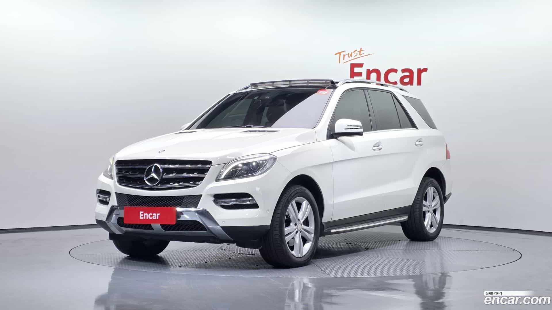 M-class Mercedes-Benz 2012.10-OUTER-001