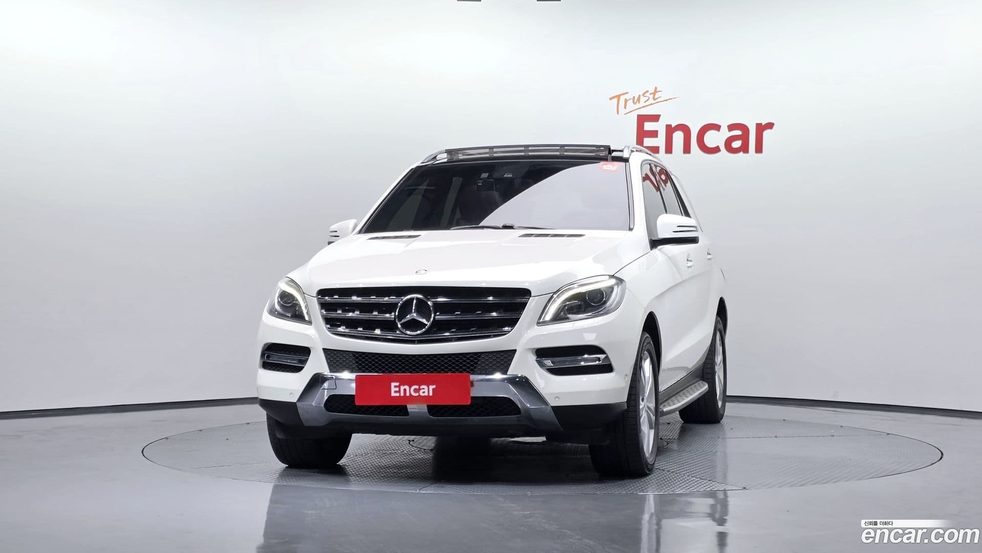 Main__Slider__Photo:M-class Mercedes-Benz 2012.10-2