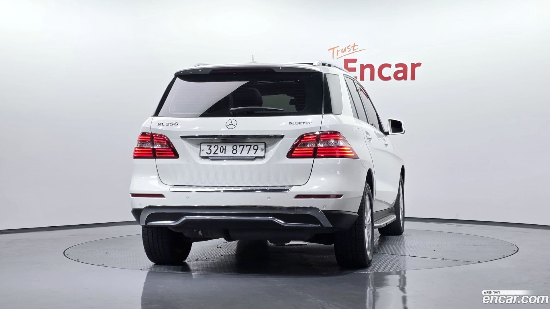 Main__Slider__Photo:M-class Mercedes-Benz 2012.10-3