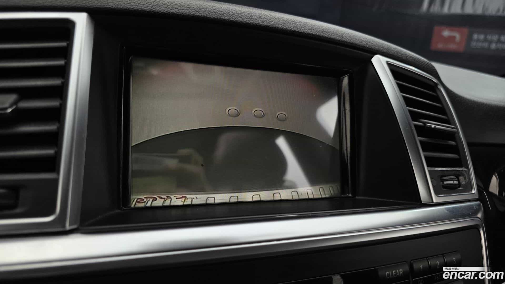 M-class Mercedes-Benz 2012.10-OPTION-019