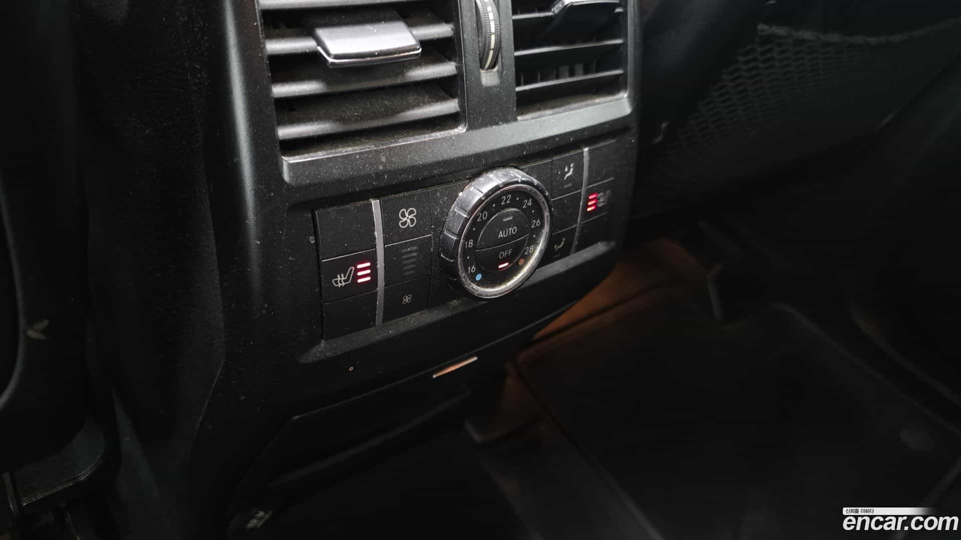 M-class Mercedes-Benz 2012.10-OPTION-022