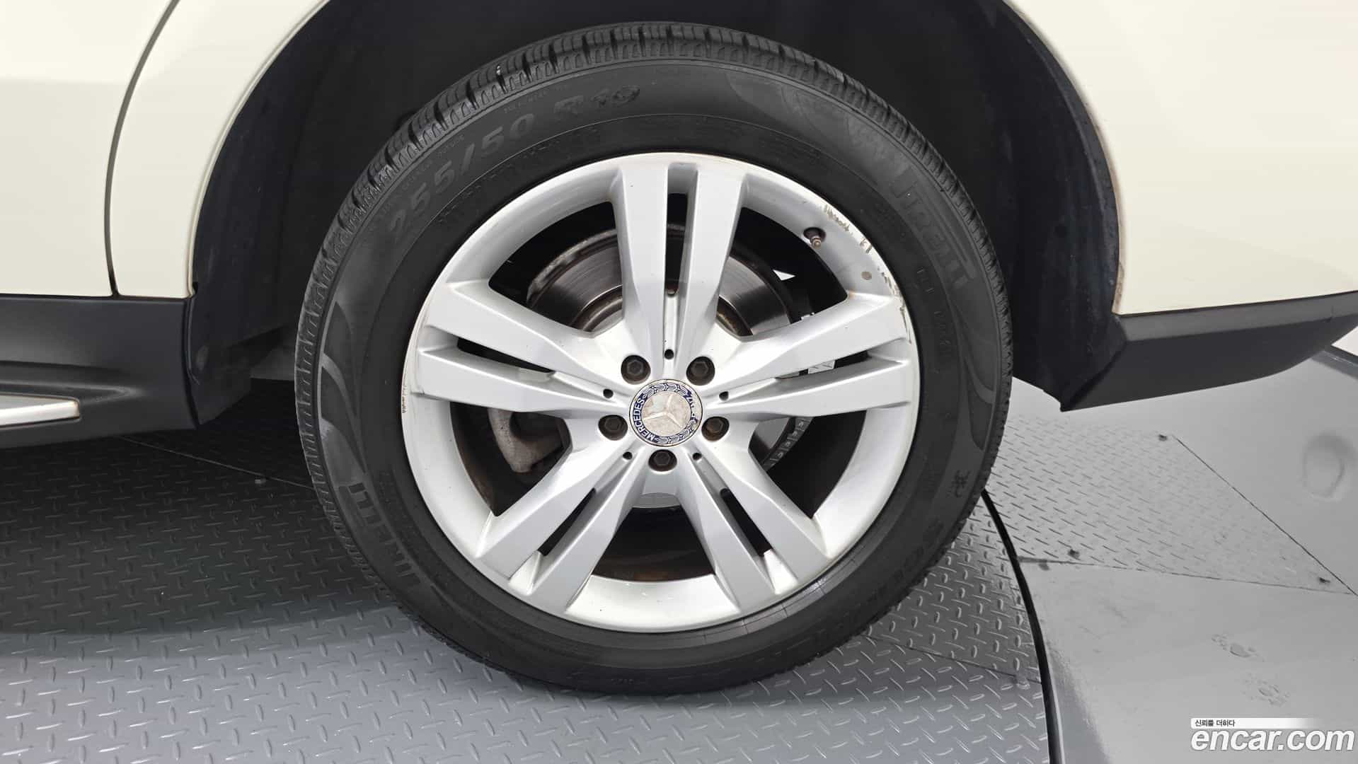 M-class Mercedes-Benz 2012.10-OUTER-031